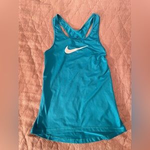 Nike women shirt size S